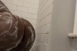 🍑🍓incalls😘🎈🤎🍓Thick Short Funsi... - Image 2