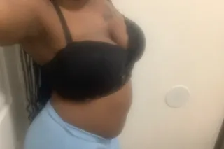 iif yu wanna have sum fun over... - Image 1