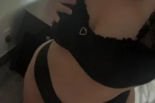 😍Sweet 🍭Sexy Snow Bunny 🥰Ask A... - Image 2