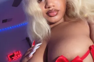 Enjoy some time with a Puerto ... - Image 4