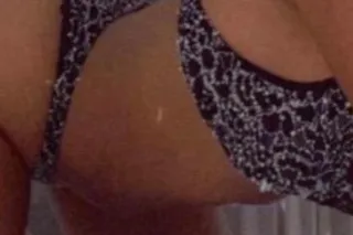 outcalls - 27 - Image 1